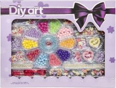 LUXE KRALENSET MET VEEL VERSCHILLENDE KRALEN