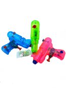 WATERPISTOOL - WATER GUN MET CANDY